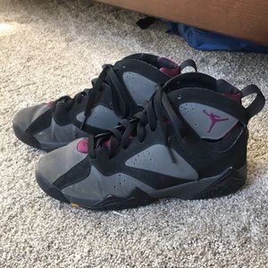Jordans size 5.5 kids